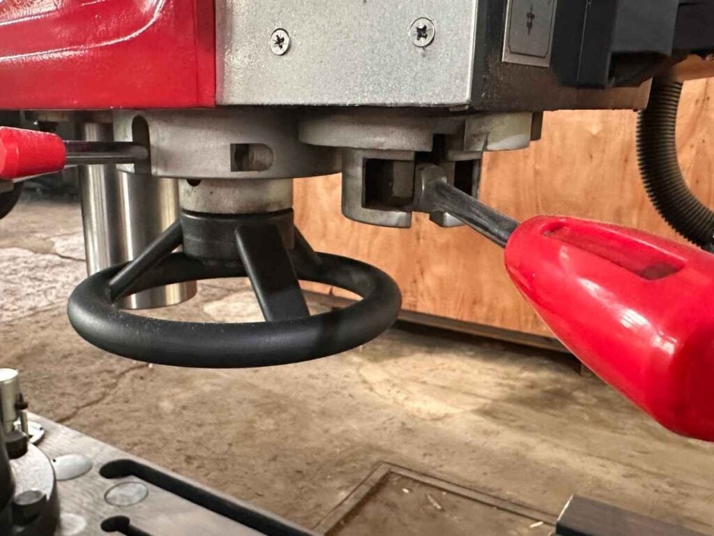 Using Radial Drilling Machines Effectively