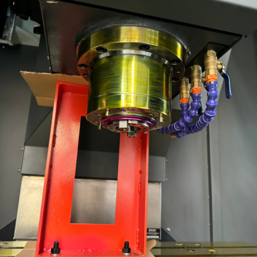 Benefits of Using the VMC1050 CNC Machine